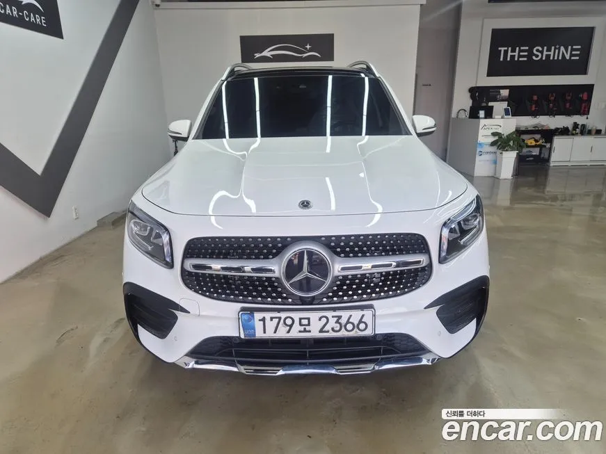 Mercedes-Benz GLB-Class — фото 1