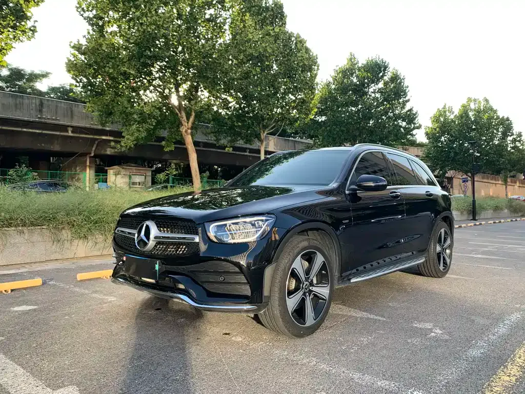 Mercedes-Benz GLC — фото 1