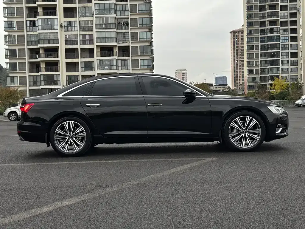 Audi A6L — фото 4