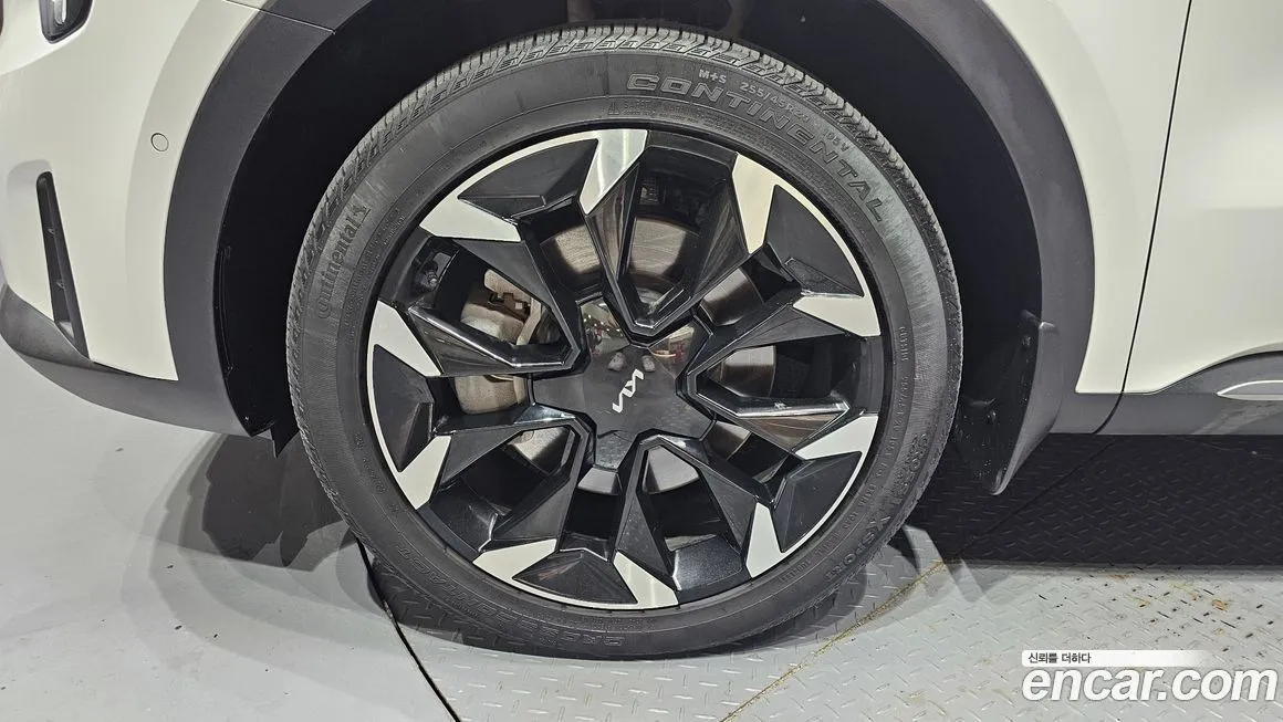 Kia Sorento — фото 5