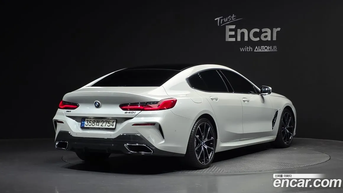 BMW 8-Series — фото 2