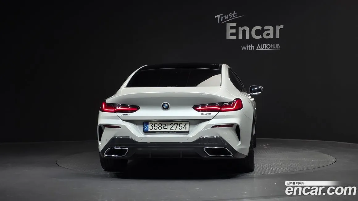 BMW 8-Series — фото 4