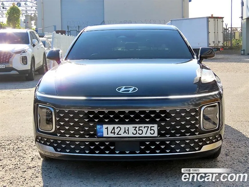 Hyundai Grandeur — фото 1