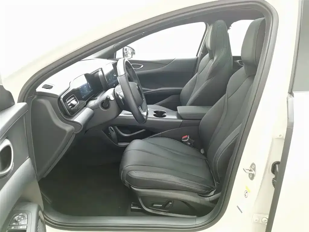 BYD Seal 06 NEV — фото 10