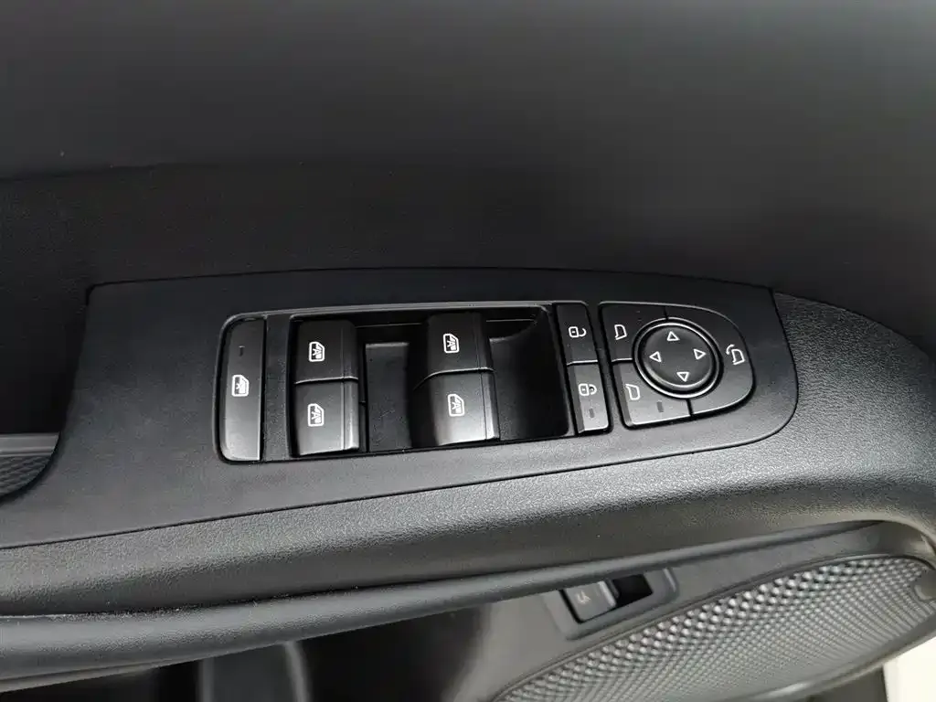 BYD Seal 06 NEV — фото 9