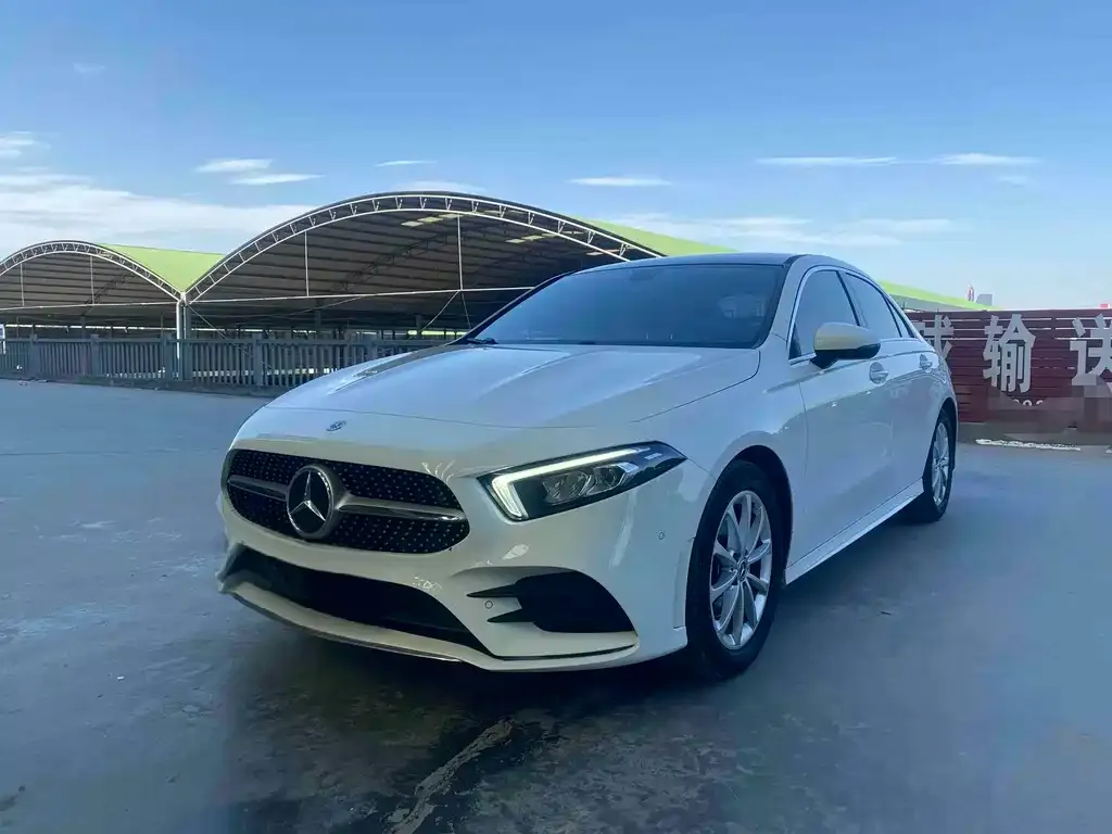 Mercedes-Benz A-Class — фото 1