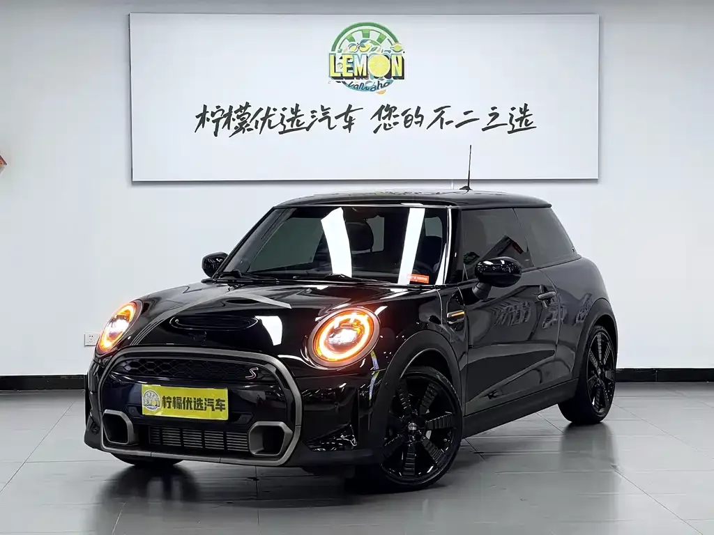 MINI Cooper (3-door) — фото 1