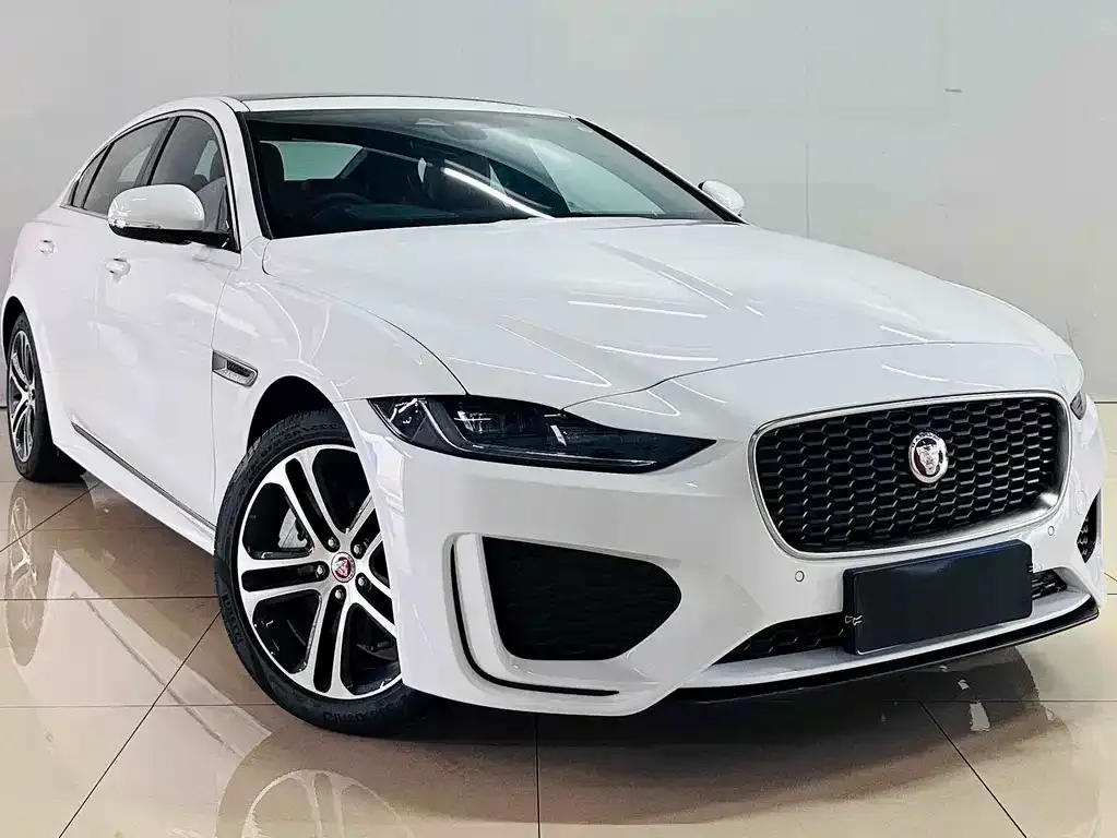 Jaguar XEL — фото 2