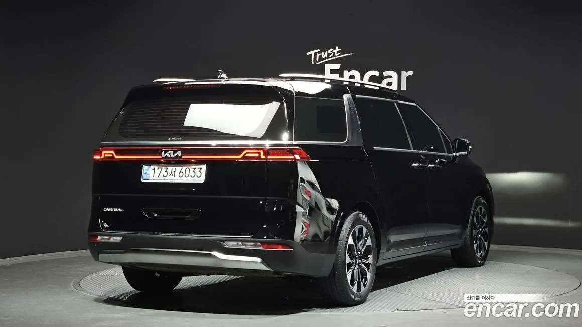 Kia Carnival — фото 2
