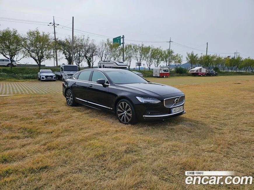 Volvo S90 — фото 1