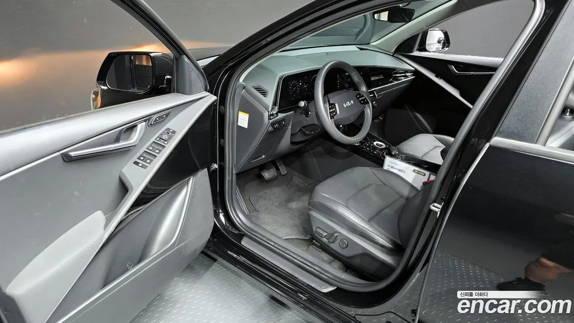 Kia Niro — фото 10