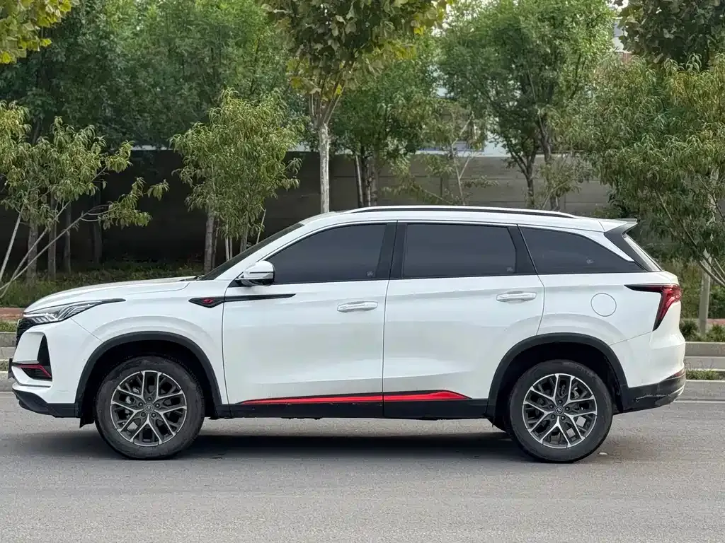 Changan CS75 PLUS — фото 4
