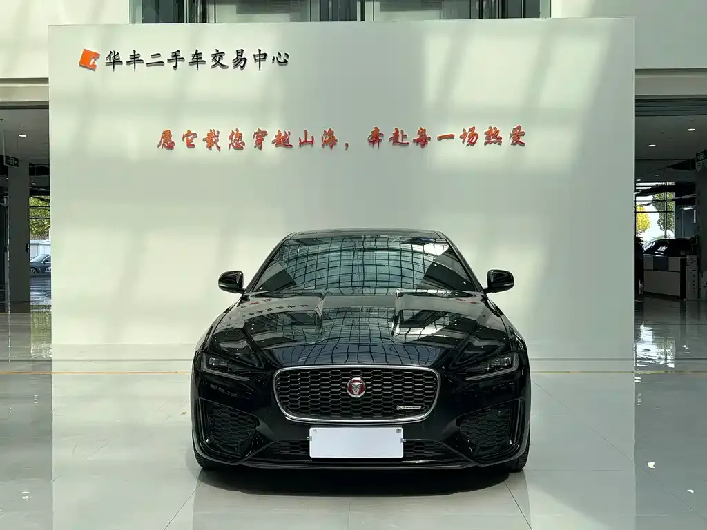 Jaguar XEL — фото 2