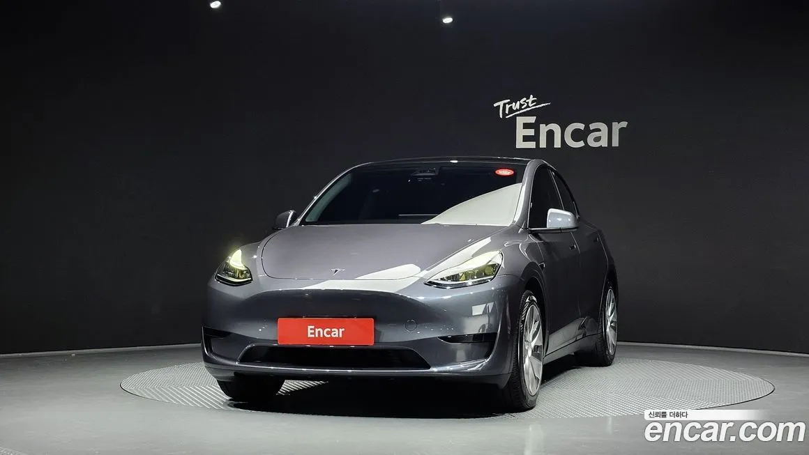 Tesla Model Y — фото 3