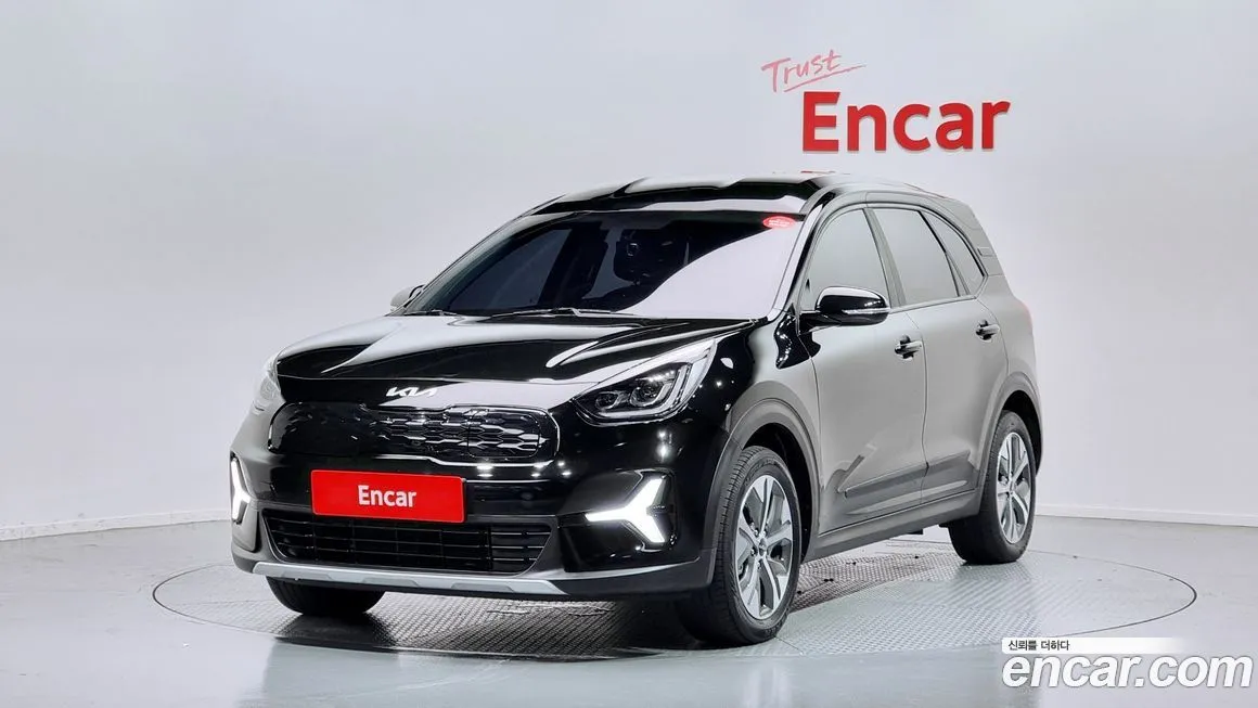 Kia Niro — фото 1