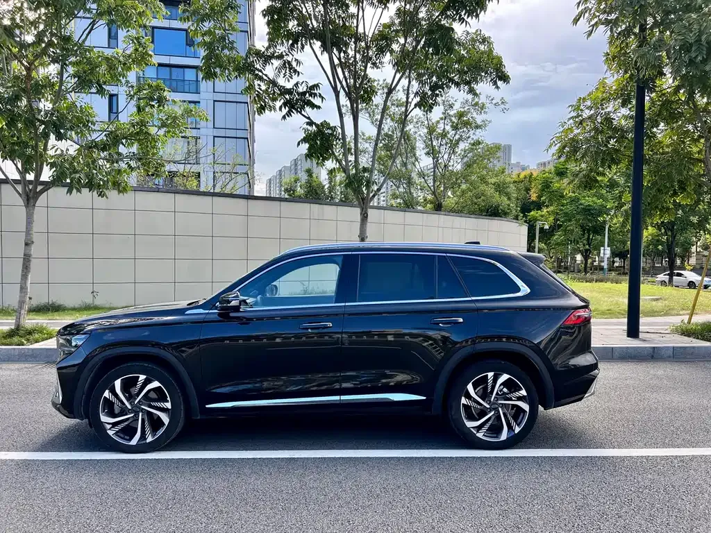 Geely Xingyue L — фото 4