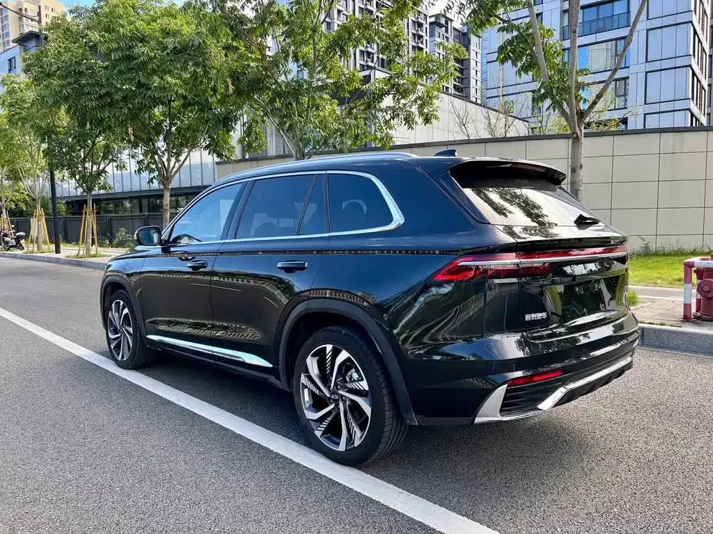 Geely Xingyue L — фото 5