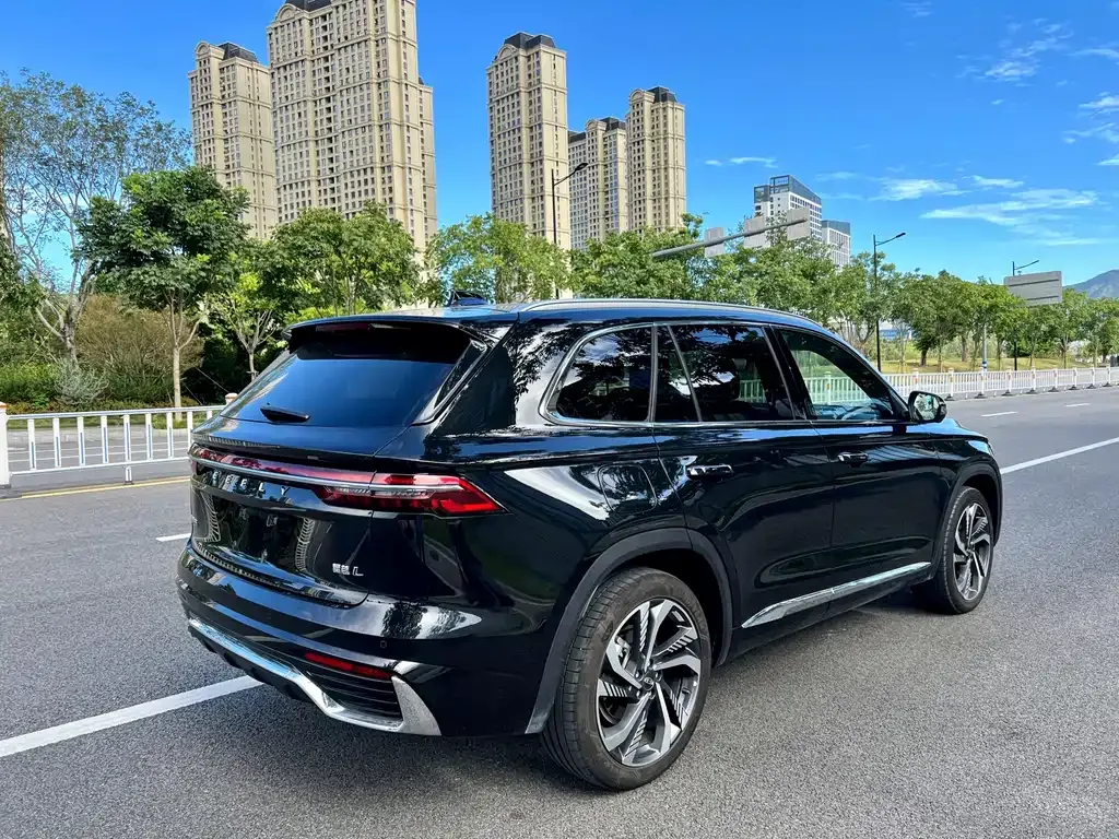Geely Xingyue L — фото 7