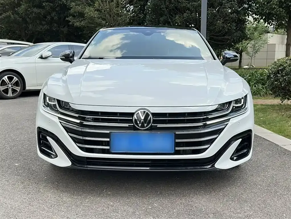 Volkswagen CC — фото 10