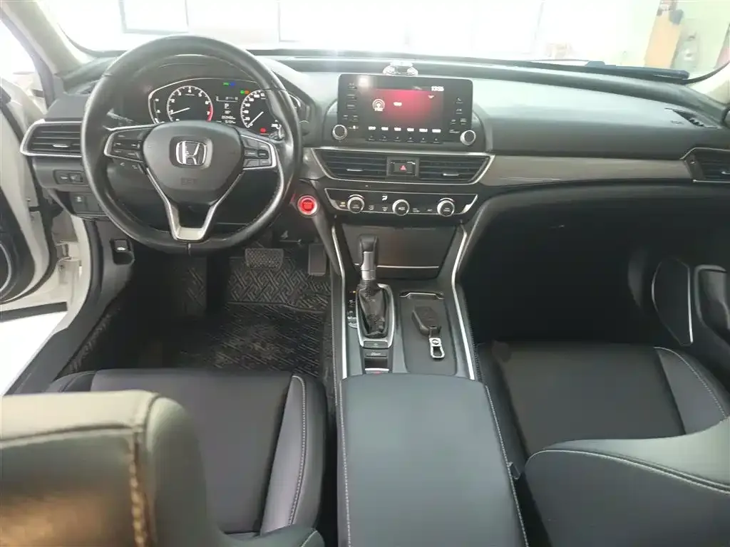 Honda Inspire — фото 10