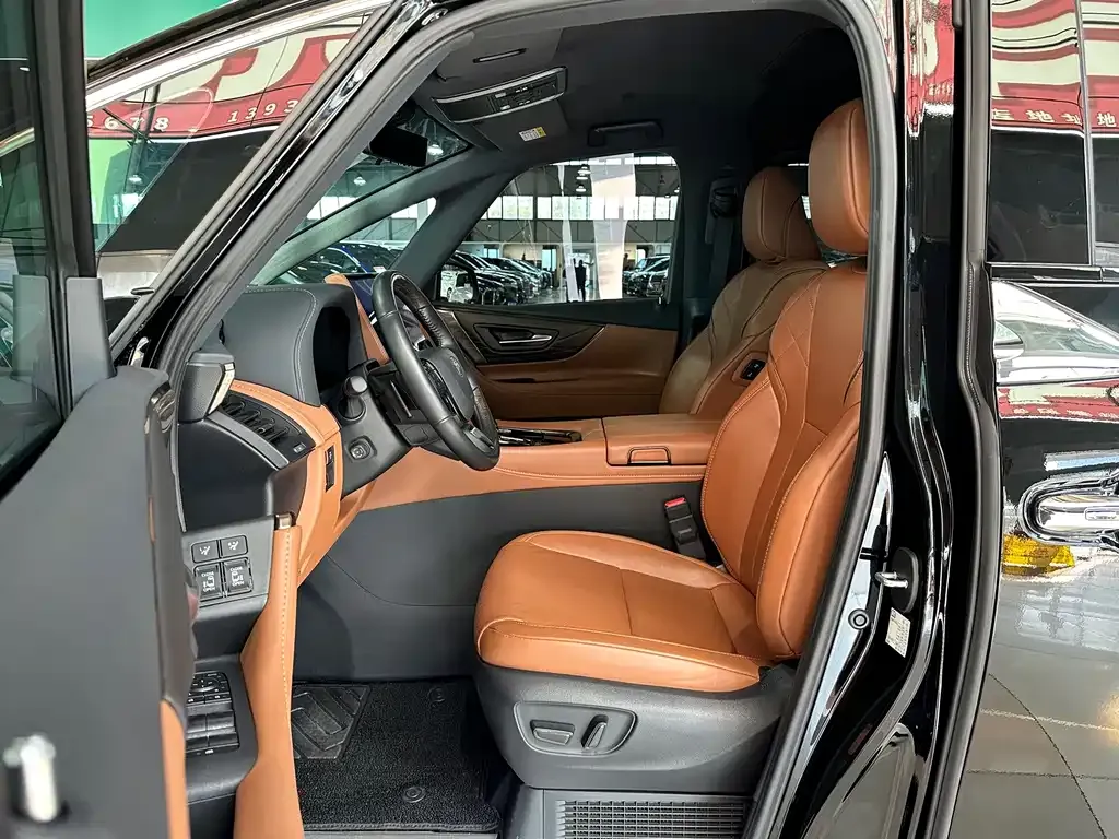 Toyota Alphard — фото 8