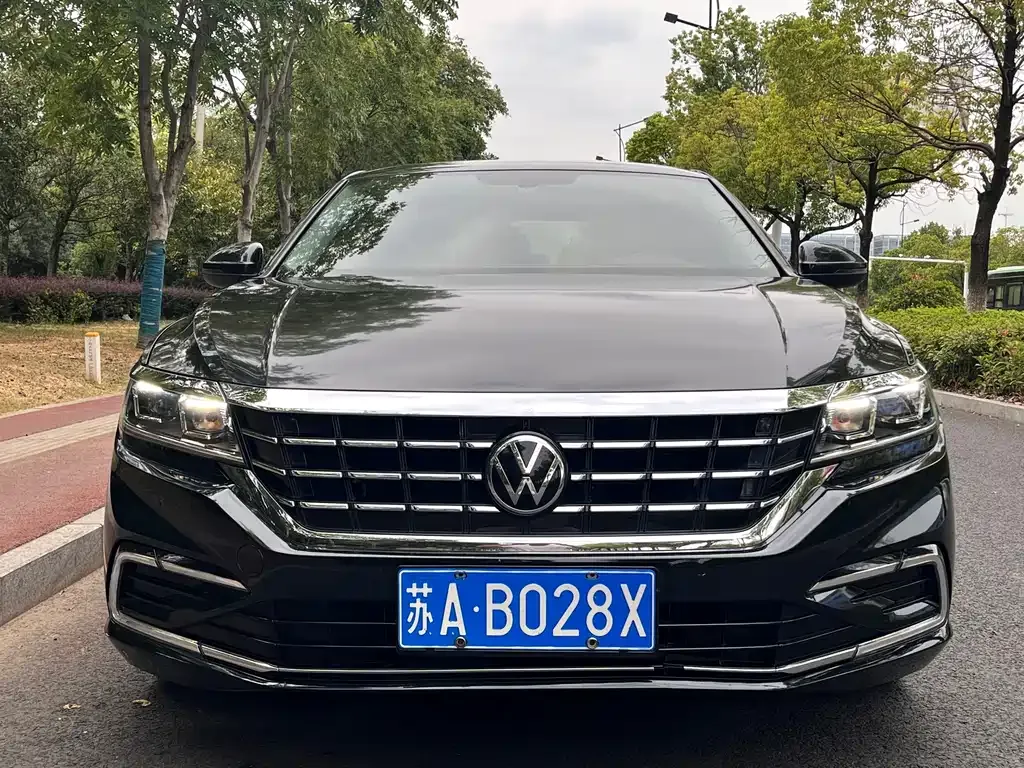 Volkswagen Passat — фото 2