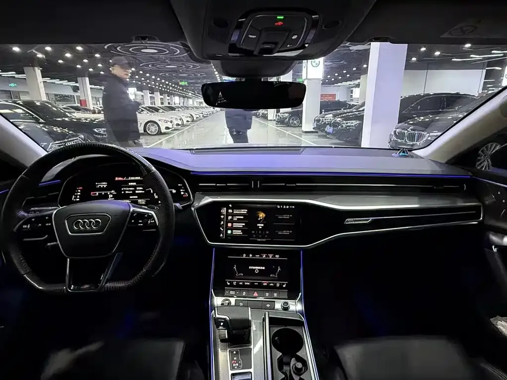 Audi A7 — фото 7