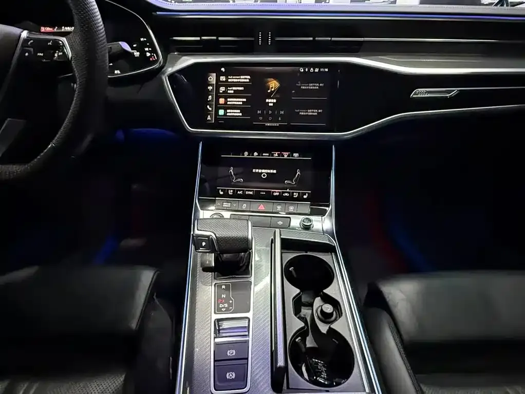 Audi A7 — фото 9