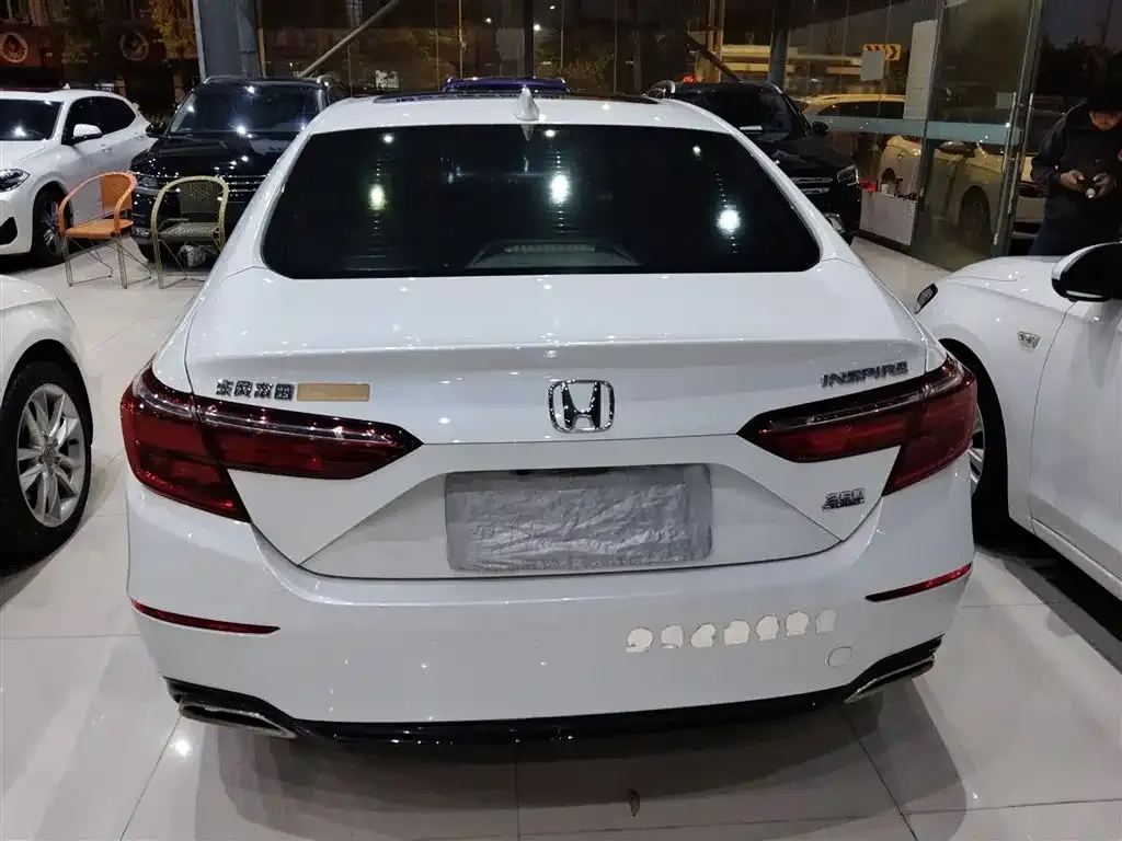 Honda Inspire — фото 6