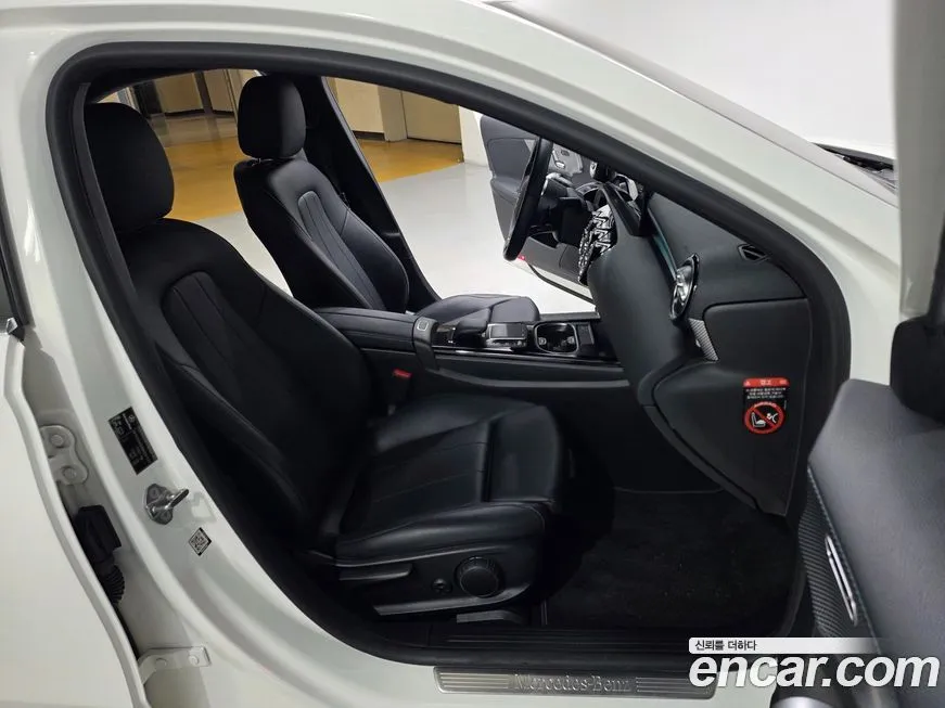 Mercedes-Benz A-Class — фото 10