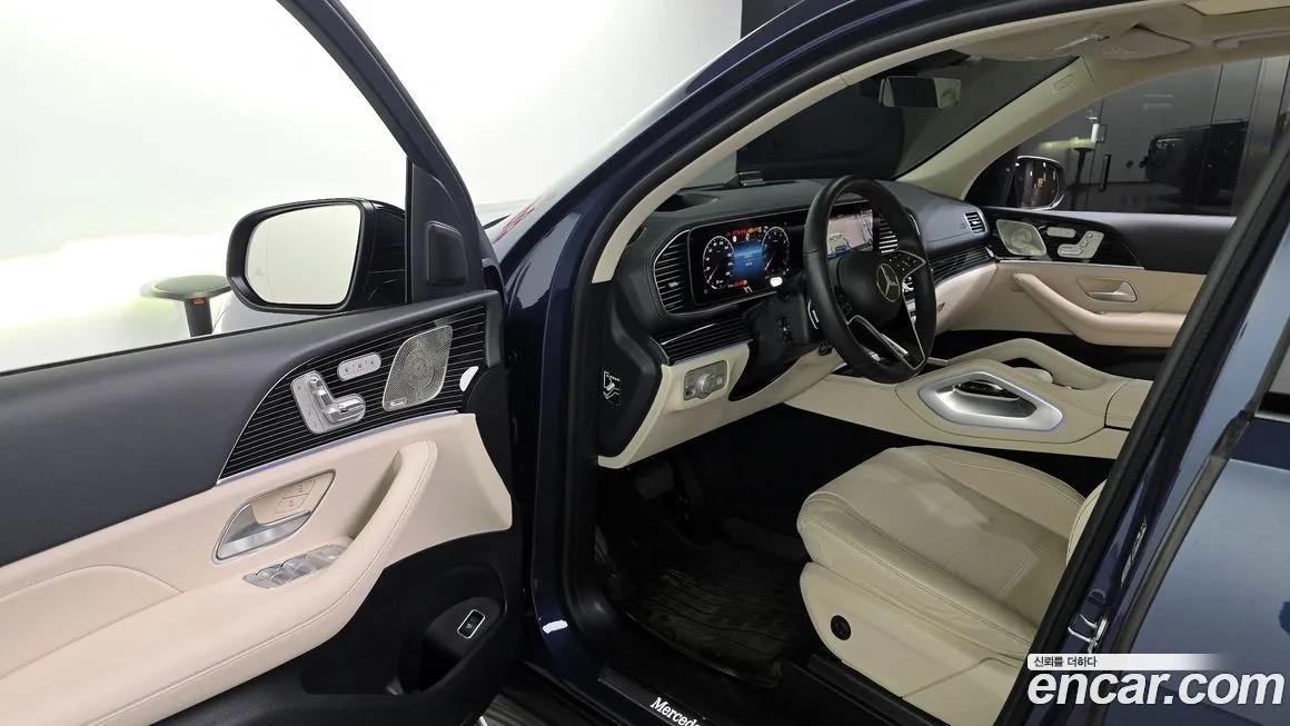 Mercedes-Benz GLE-Class — фото 10