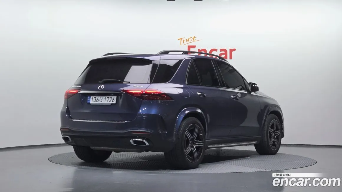 Mercedes-Benz GLE-Class — фото 2