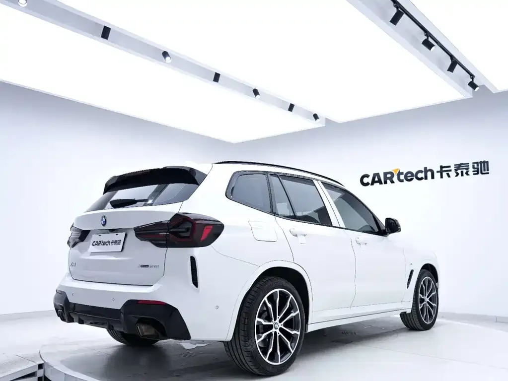 BMW X3 — фото 8
