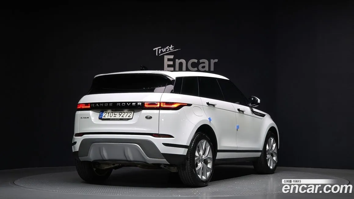 Land Rover Range Rover Evoque — фото 2