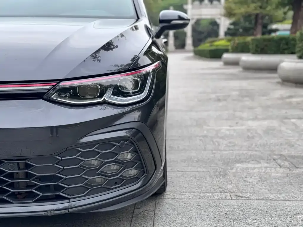 Volkswagen Golf GTI — фото 4