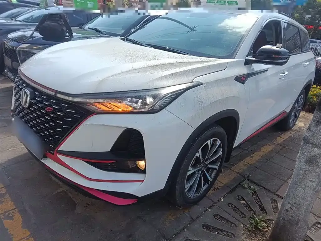 Changan CS75 PLUS — фото 1