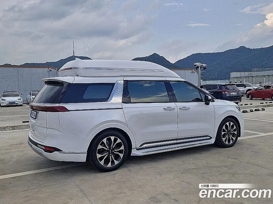 Kia Carnival — фото 5