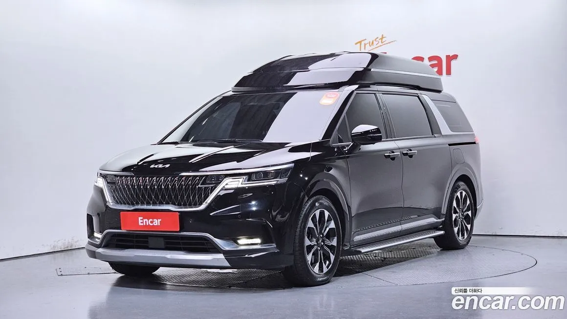 Kia Carnival — фото 1
