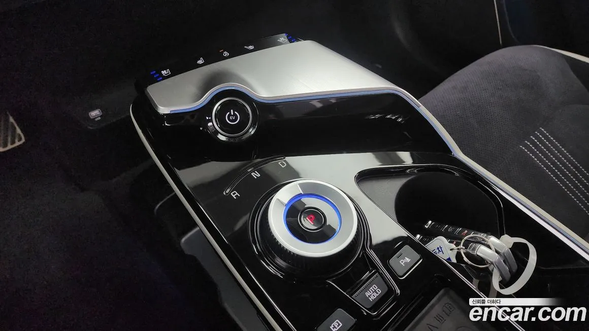 Kia EV6 — фото 9