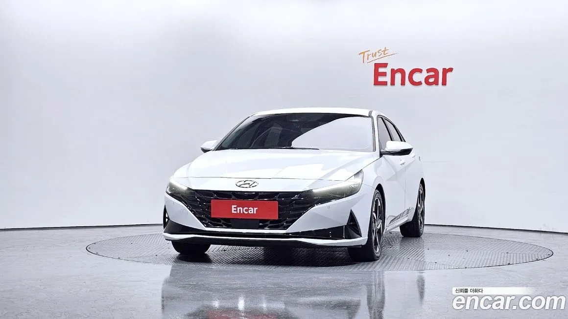 Hyundai AVANTE — фото 3
