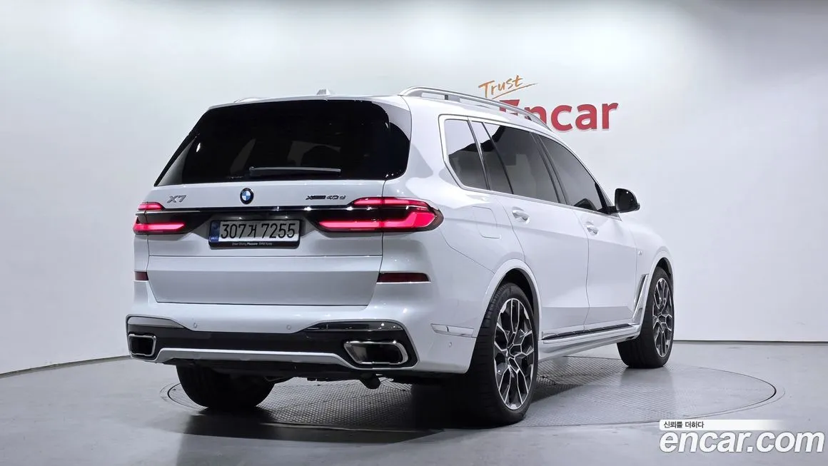 BMW X7 — фото 2