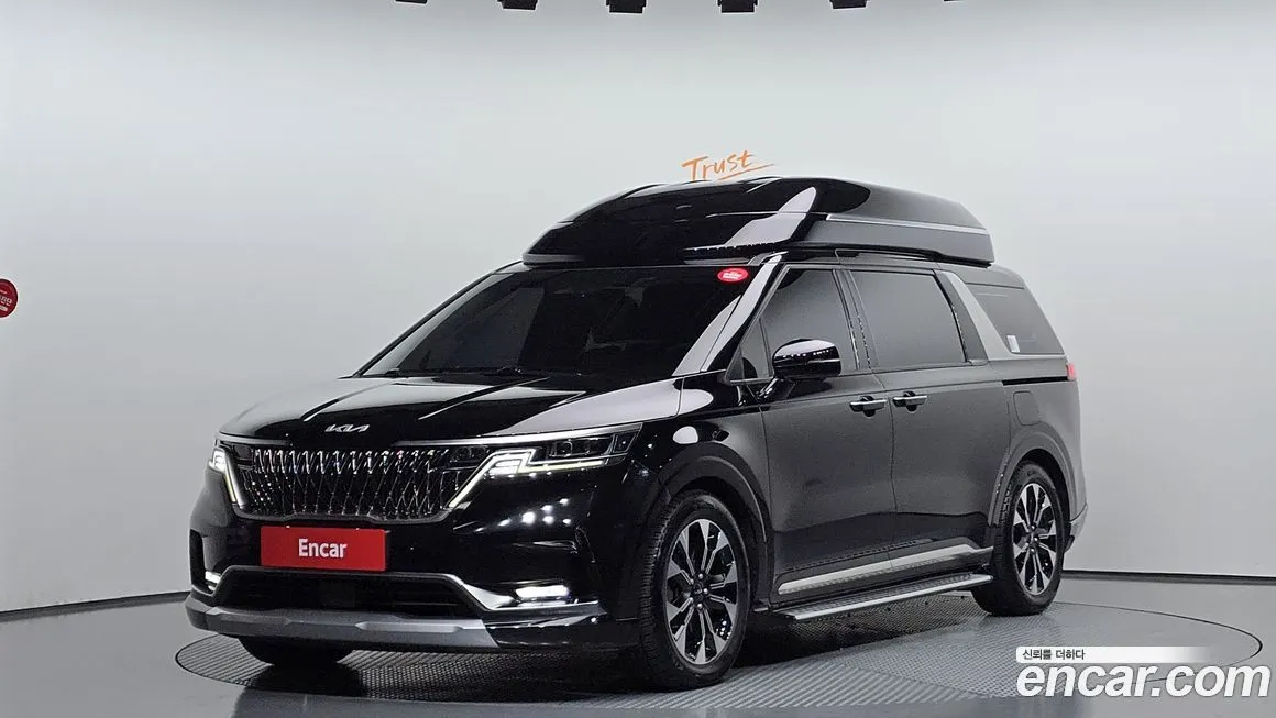Kia Carnival — фото 1