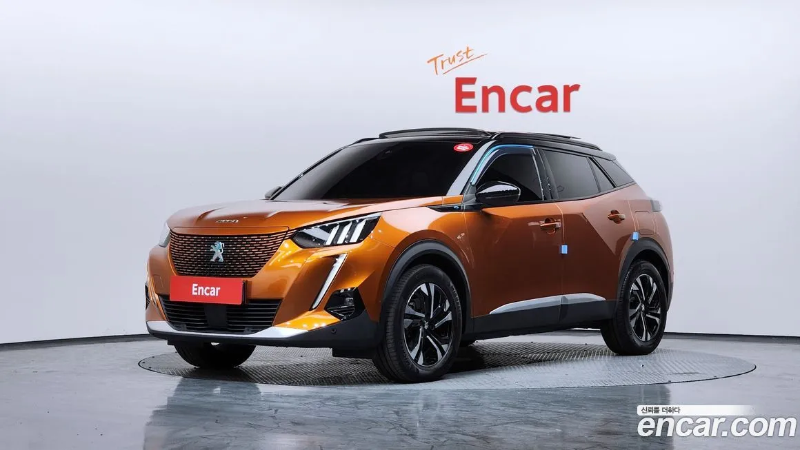 Peugeot 2008 — фото 1