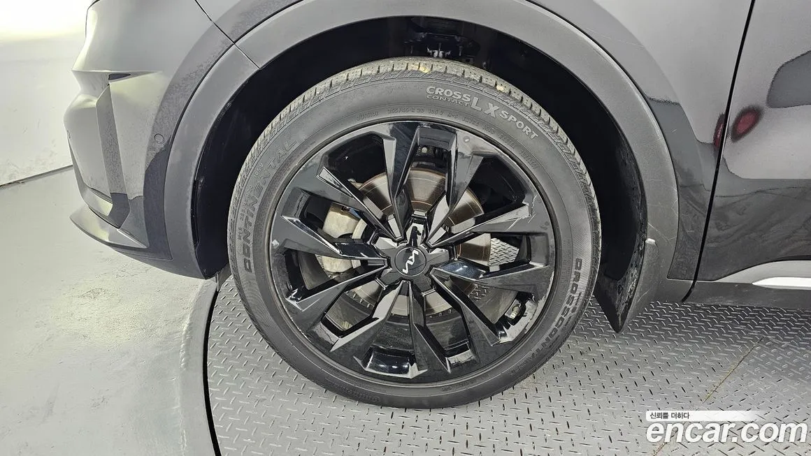 Kia Sorento — фото 5