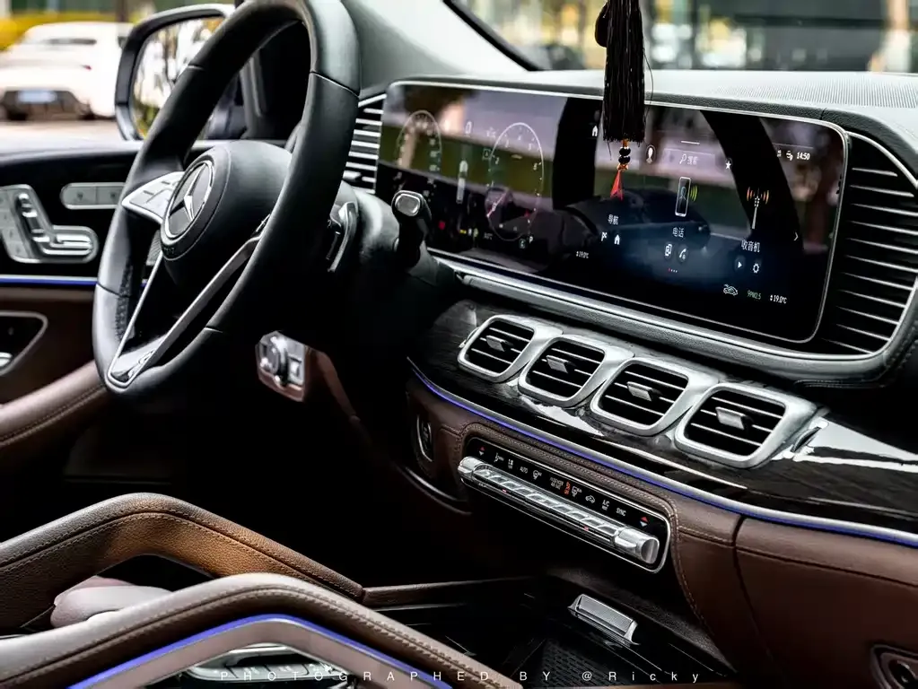 Mercedes-Benz GLE — фото 7