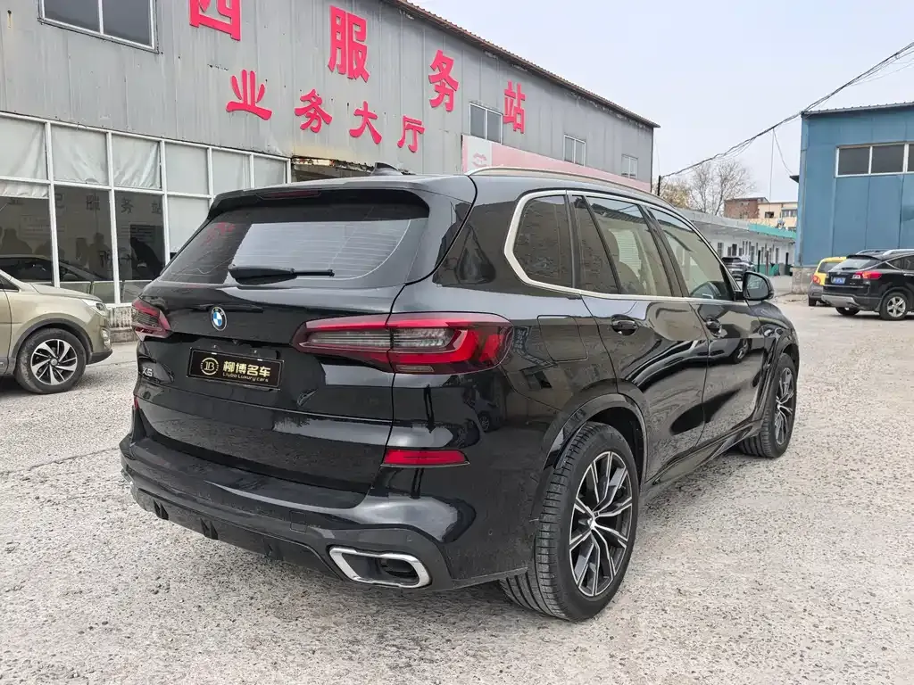 BMW X5 (Import) — фото 4
