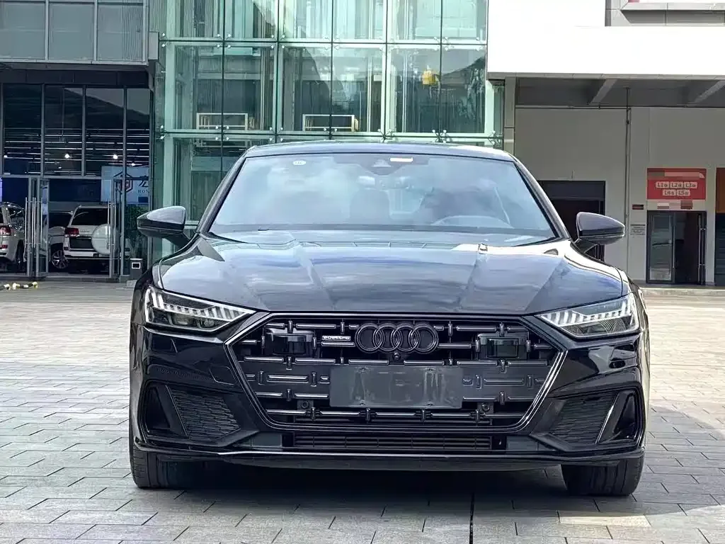 Audi A7L — фото 2