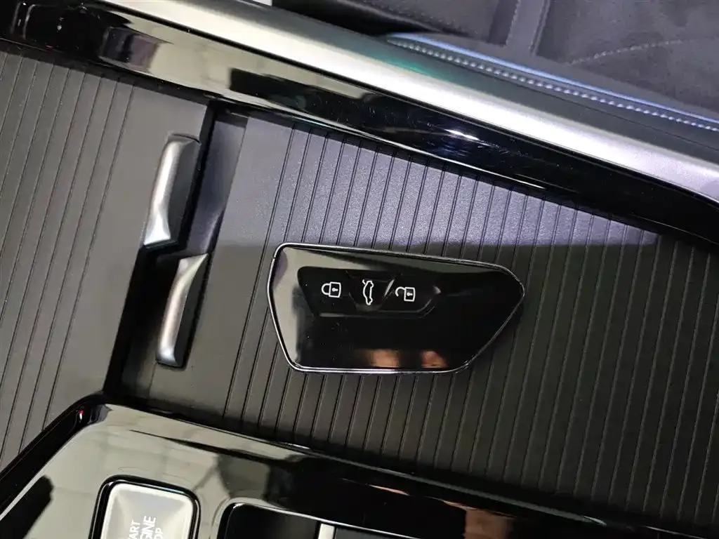 Volkswagen Passat — фото 9