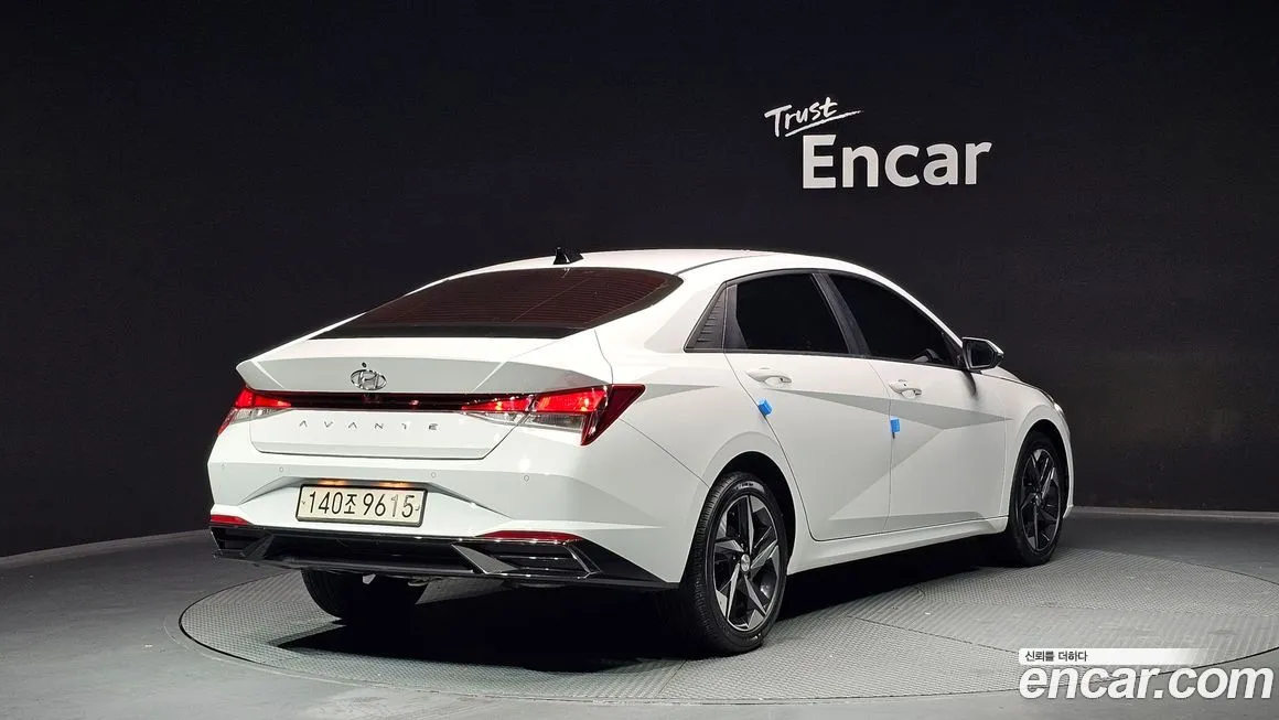 Hyundai AVANTE — фото 2