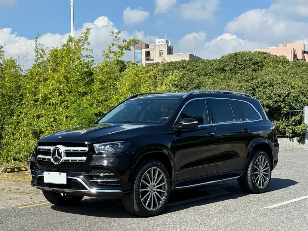 Mercedes-Benz GLS — фото 1